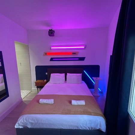 Roma Reva: Design Et Home Cinema Nimes Exterior photo