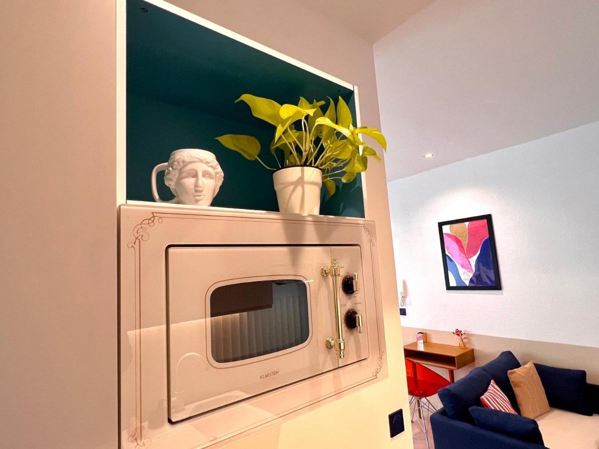Roma Reva: Design Et Home Cinema Nimes Exterior photo